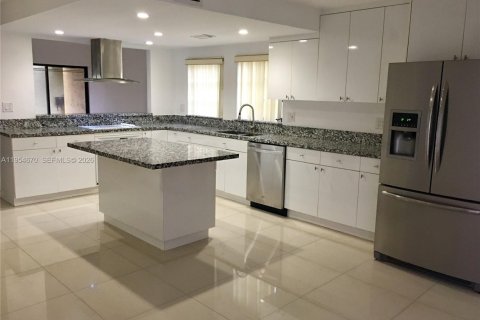 Touwnhouse à louer à Miami, Floride: 2 chambres, 100.52 m2 № 2009195 - photo 21