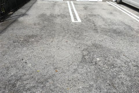 Touwnhouse à louer à Miami, Floride: 2 chambres, 100.52 m2 № 2009195 - photo 6