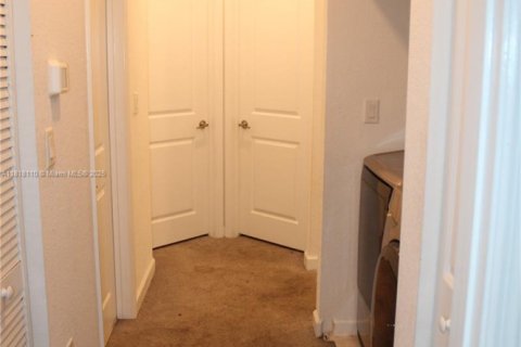 Adosado en venta en Homestead, Florida, 3 dormitorios, 133.97 m2 № 1992315 - foto 15