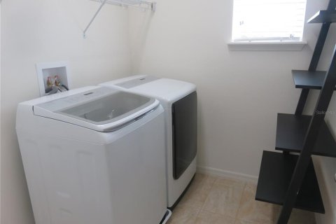 House in Tampa, Florida 4 bedrooms, 276.57 sq.m. № 1895084 - photo 20