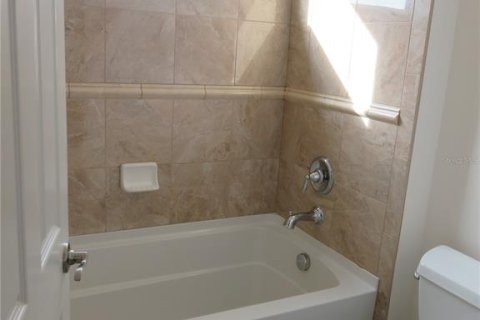 House in Tampa, Florida 4 bedrooms, 276.57 sq.m. № 1895084 - photo 15