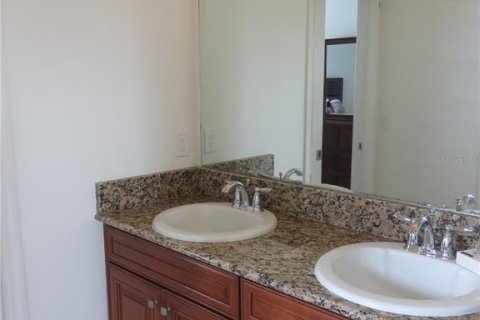 House in Tampa, Florida 4 bedrooms, 276.57 sq.m. № 1895084 - photo 14