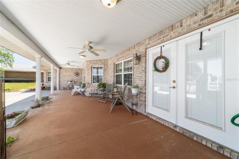 House in Dunnellon, Florida 4 bedrooms, 344.95 sq.m. № 2208375 - photo 27