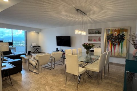 Купить кондоминиум в Халландейл-Бич, Флорида 2 спальни, 130.06м2, № 1968181 - фото 4