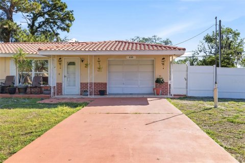 Villa ou maison à vendre à New Port Richey, Floride: 2 chambres, 97.36 m2 № 2116541 - photo 6