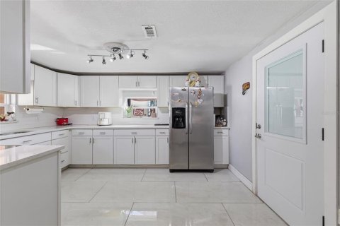 Villa ou maison à vendre à New Port Richey, Floride: 2 chambres, 97.36 m2 № 2116541 - photo 19