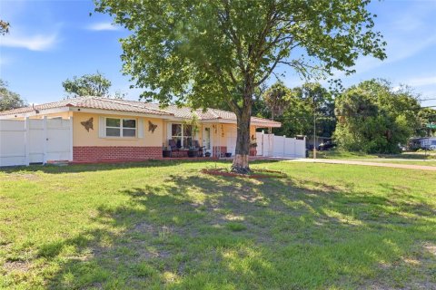 Villa ou maison à vendre à New Port Richey, Floride: 2 chambres, 97.36 m2 № 2116541 - photo 4