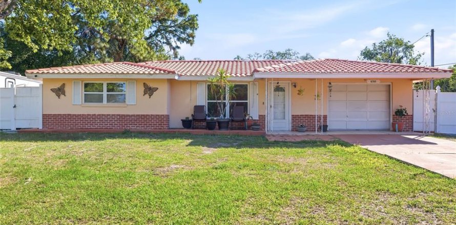 Villa ou maison à New Port Richey, Floride 2 chambres, 97.36 m2 № 2116541