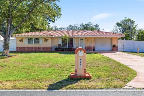 Villa ou maison à vendre à New Port Richey, Floride: 2 chambres, 97.36 m2 № 2116541 - photo 5