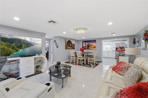 Villa ou maison à vendre à New Port Richey, Floride: 2 chambres, 97.36 m2 № 2116541 - photo 9