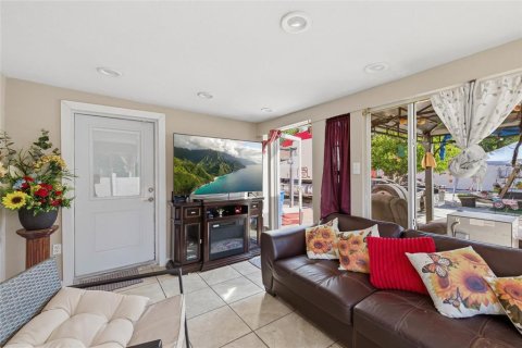 Villa ou maison à vendre à New Port Richey, Floride: 2 chambres, 97.36 m2 № 2116541 - photo 29