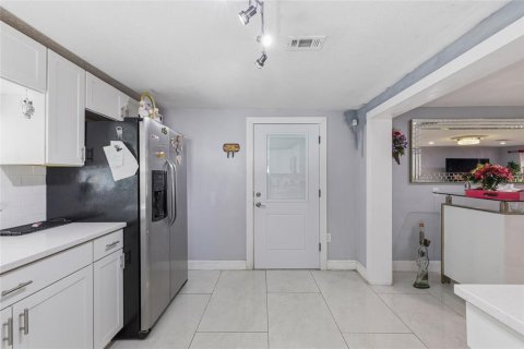 Villa ou maison à vendre à New Port Richey, Floride: 2 chambres, 97.36 m2 № 2116541 - photo 20