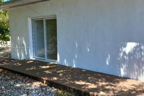 Villa ou maison à louer à Miami Beach, Floride: 3 chambres, 153.94 m2 № 1957191 - photo 1