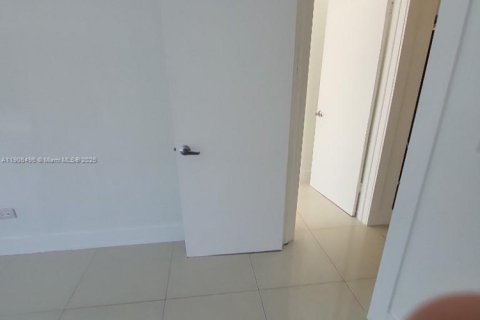 Villa ou maison à louer à Miami Beach, Floride: 3 chambres, 153.94 m2 № 1957191 - photo 24