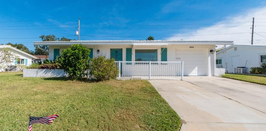 Casa en Seminole, Florida 3 dormitorios, 125.42 m2 № 2314107