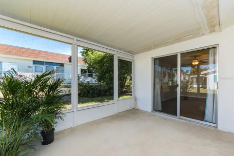 Casa en venta en Seminole, Florida, 3 dormitorios, 125.42 m2 № 2314107 - foto 14
