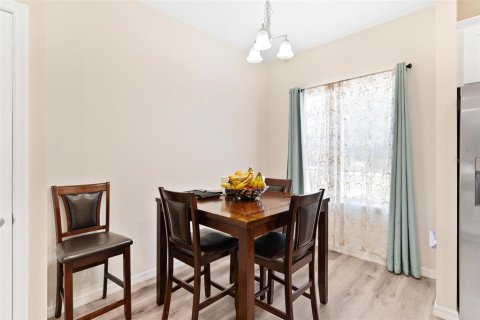 Casa en venta en Umatilla, Florida, 4 dormitorios, 153.1 m2 № 2386684 - foto 11