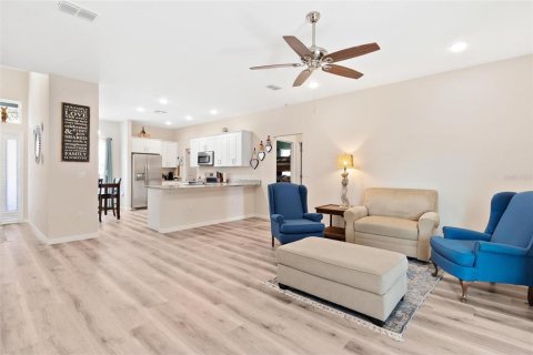 Casa en venta en Umatilla, Florida, 4 dormitorios, 153.1 m2 № 2386684 - foto 27