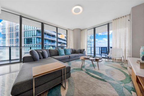 Снять в аренду кондоминиум в Майами, Флорида 3 спальни, 153.2м2, № 1968504 - фото 4