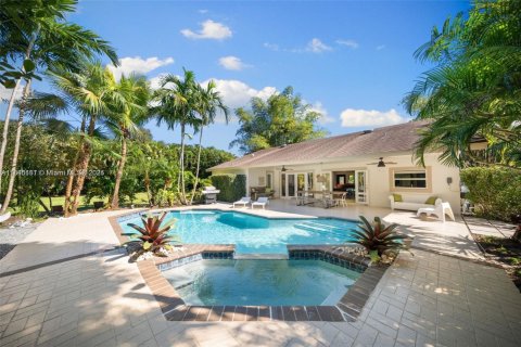 Снять в аренду виллу или дом в Саутвест-Ранчес, Флорида 4 спальни, 291.34м2, № 1958056 - фото 27