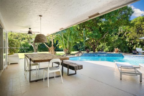 Снять в аренду виллу или дом в Саутвест-Ранчес, Флорида 4 спальни, 291.34м2, № 1958056 - фото 28