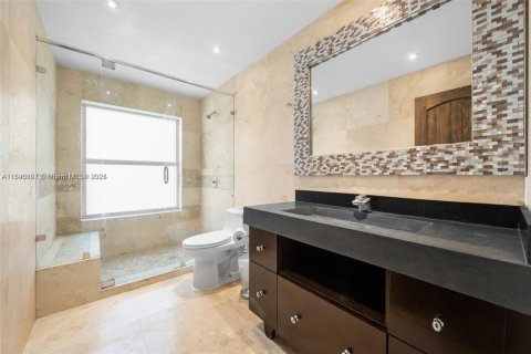 Снять в аренду виллу или дом в Саутвест-Ранчес, Флорида 4 спальни, 291.34м2, № 1958056 - фото 24