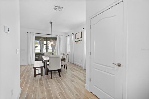 Villa ou maison à vendre à Saint Cloud, Floride: 4 chambres, 219.34 m2 № 1743555 - photo 11