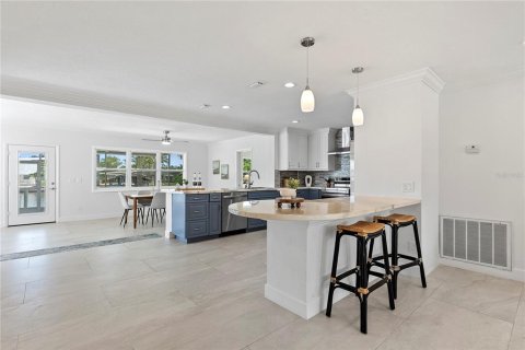 Casa en venta en Ruskin, Florida, 3 dormitorios, 192.4 m2 № 2167398 - foto 8