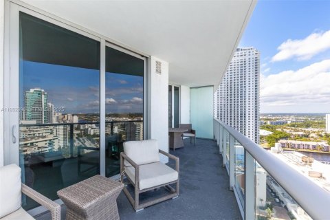 Condominio en venta en Hollywood, Florida, 1 dormitorio, 78.97 m2 № 1991289 - foto 29