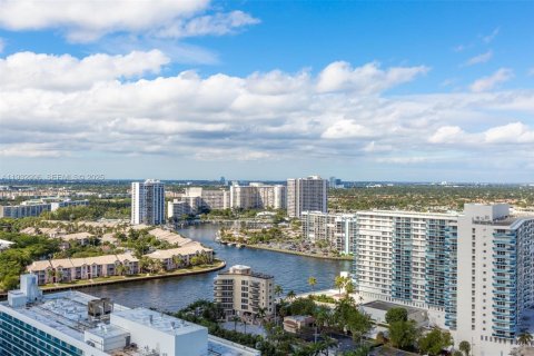 Condominio en venta en Hollywood, Florida, 1 dormitorio, 78.97 m2 № 1991289 - foto 30