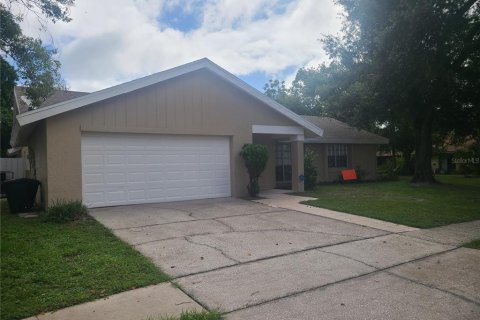 House in Winter Springs, Florida 4 bedrooms, 196.58 sq.m. № 2378994 - photo 28