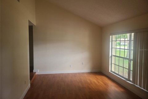 House in Winter Springs, Florida 4 bedrooms, 196.58 sq.m. № 2378994 - photo 23