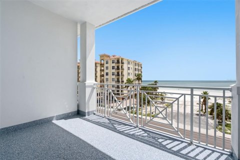 Copropriété à vendre à Madeira Beach, Floride: 3 chambres, 288.93 m2 № 2371673 - photo 26