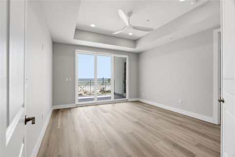 Copropriété à vendre à Madeira Beach, Floride: 3 chambres, 288.93 m2 № 2371673 - photo 23