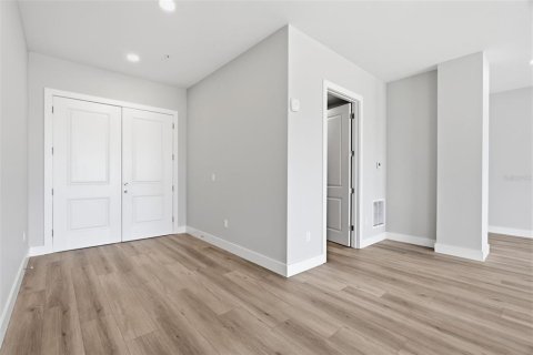 Copropriété à vendre à Madeira Beach, Floride: 3 chambres, 288.93 m2 № 2371673 - photo 7