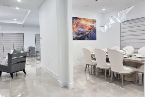Villa ou maison à vendre à Westlake, Floride: 3 chambres, 213.68 m2 № 2181200 - photo 10