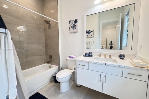 Villa ou maison à vendre à Westlake, Floride: 3 chambres, 213.68 m2 № 2181200 - photo 22