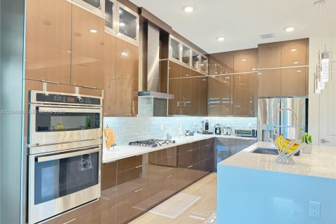 Villa ou maison à vendre à Westlake, Floride: 3 chambres, 213.68 m2 № 2181200 - photo 7