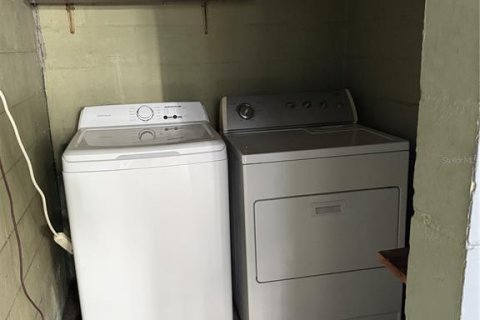 Casa en venta en Tampa, Florida, 2 dormitorios, 93.65 m2 № 1637096 - foto 21