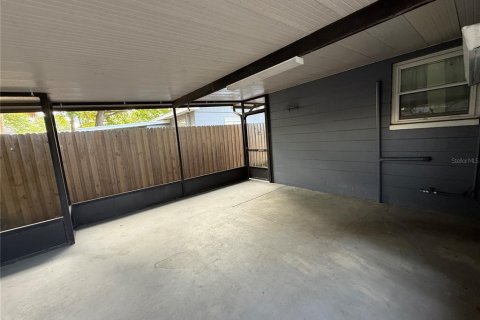 Casa en venta en Tampa, Florida, 2 dormitorios, 93.65 m2 № 1637096 - foto 19