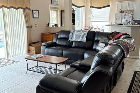 House in Kissimmee, Florida 4 bedrooms, 258.27 sq.m. № 1822951 - photo 7