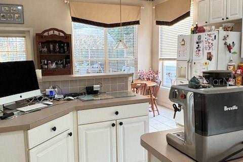 House in Kissimmee, Florida 4 bedrooms, 258.27 sq.m. № 1822951 - photo 14