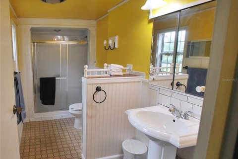 House in Eustis, Florida 4 bedrooms, 201.23 sq.m. № 1828050 - photo 12