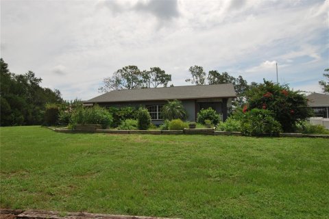 House in Eustis, Florida 4 bedrooms, 201.23 sq.m. № 1828050 - photo 29