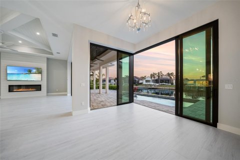 Casa en venta en Punta Gorda, Florida, 4 dormitorios, 243.13 m2 № 1546566 - foto 9