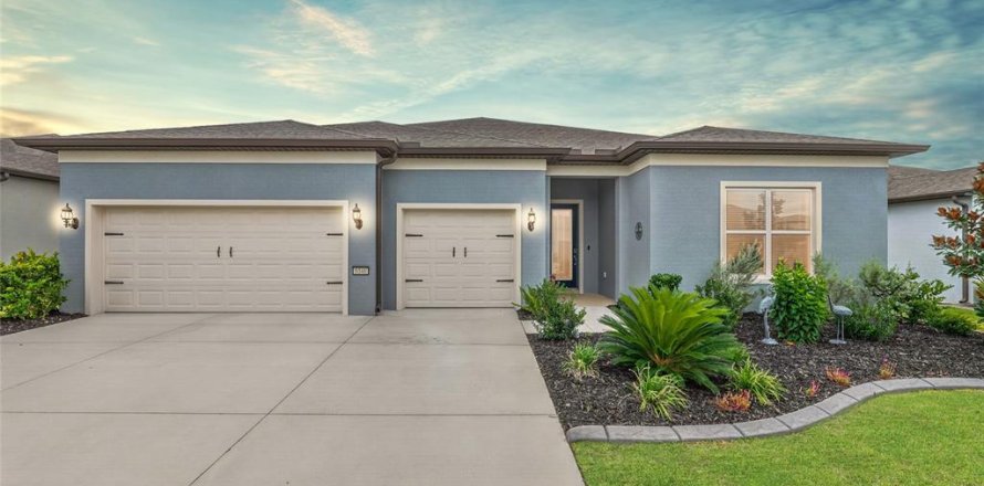 Villa ou maison à Ocala, Floride 3 chambres, 260.96 m2 № 2398509