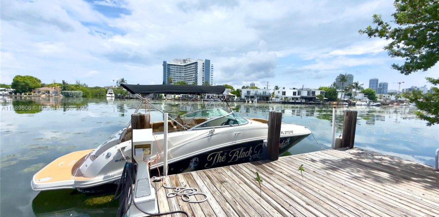 Appartement à Miami Beach, Floride 1 chambre, 430.6 m2 № 1938909