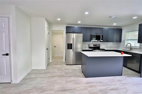 Villa ou maison à vendre à Orlando, Floride: 3 chambres, 108.7 m2 № 2155756 - photo 9
