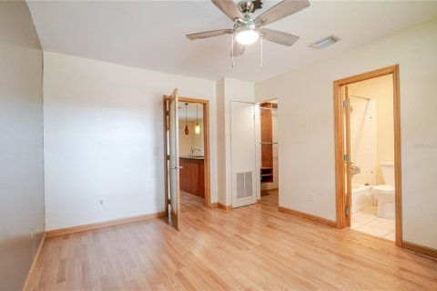 Copropriété à vendre à Tampa, Floride: 1 chambre, 53.7 m2 № 1916119 - photo 10