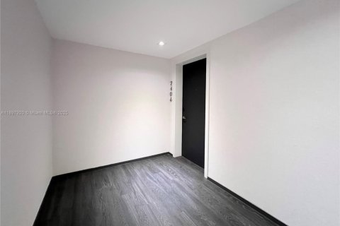 Снять в аренду кондоминиум в Майами, Флорида 1 спальня, 74.88м2, № 1949398 - фото 21